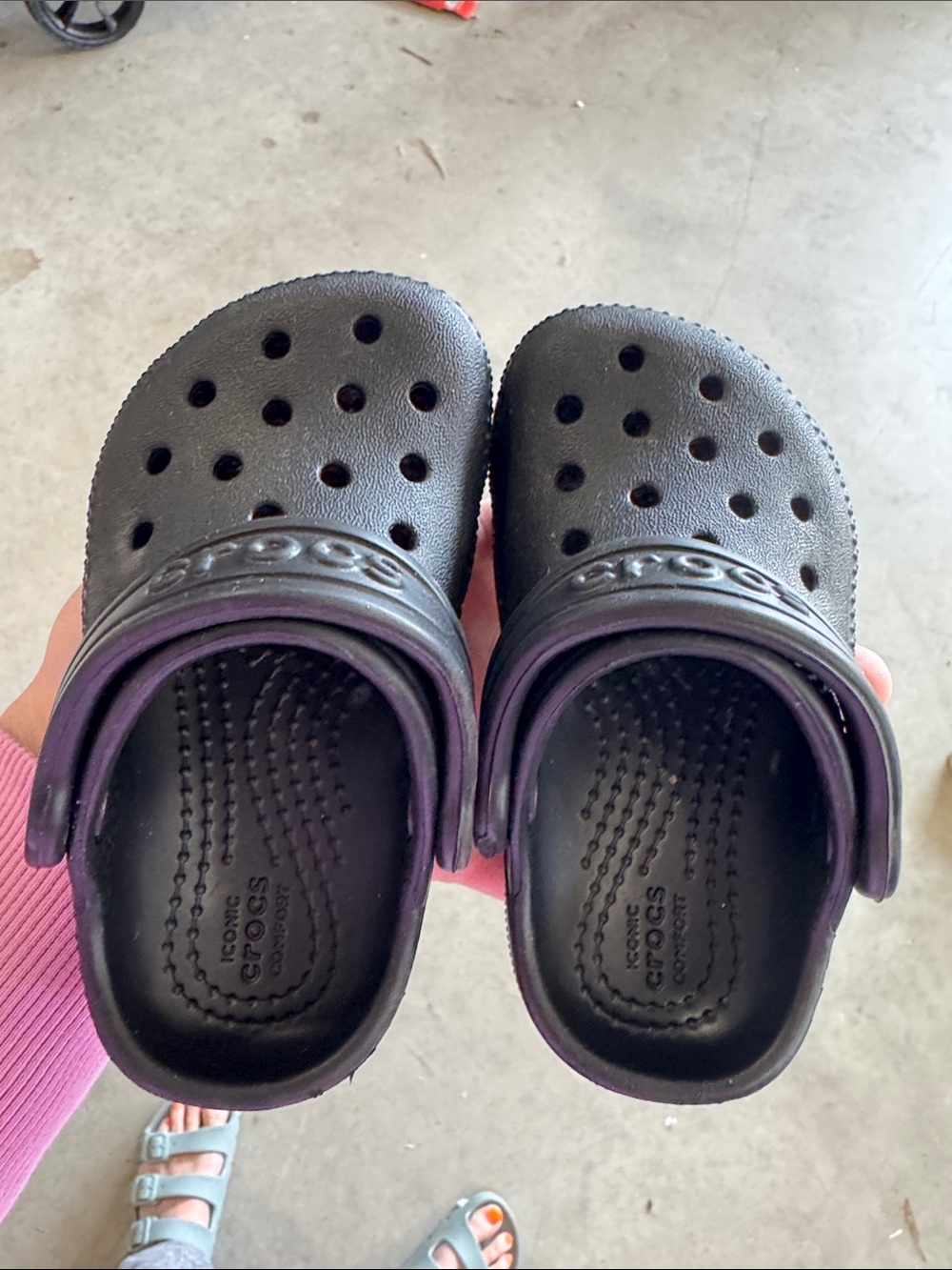 CROCS Toddler Classic Clog in Black NWOT